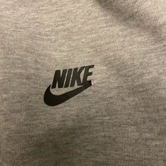 Grey/black Nike Tech fleece jacket new gen - Picture 5 of 7